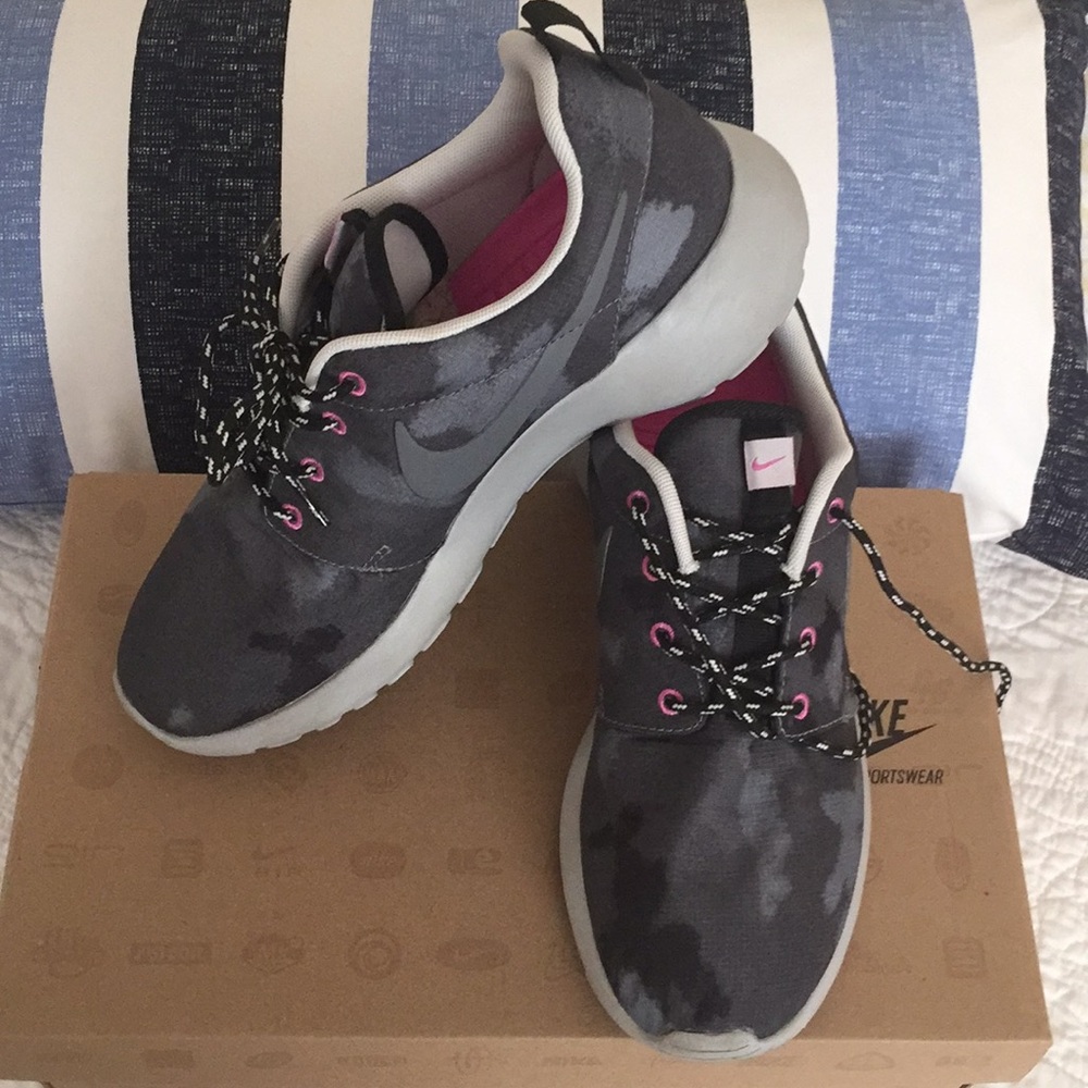 Nike Sneakers